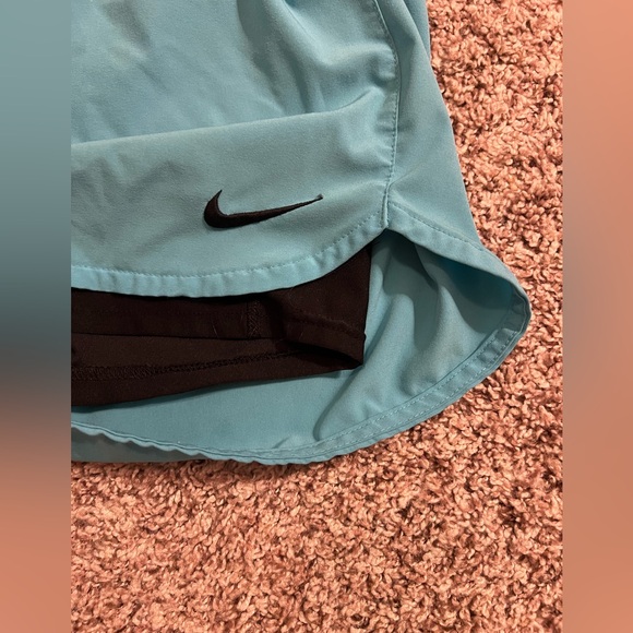 Nike Dri-Fit shorts - Picture 4 of 6